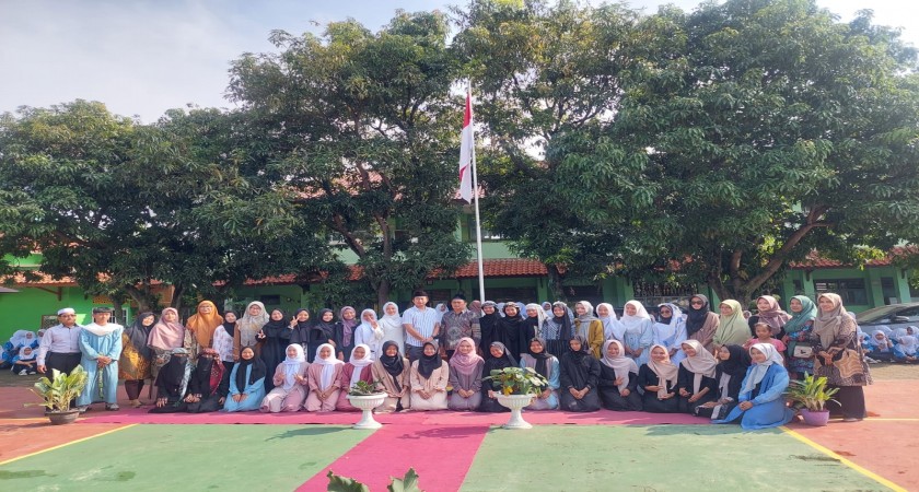 Penutupan Ramadan, Siswa MTs Negeri 4 Bogor Persembahkan Puisi dan Fashion Show